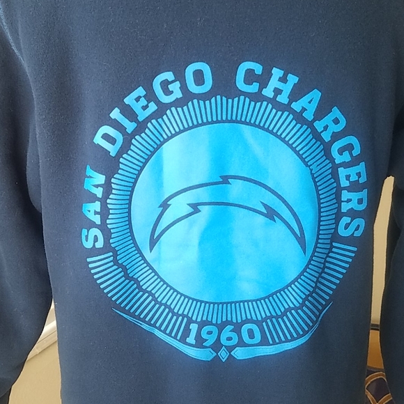 San Diego Chargers NFL Mens Hoodie Sweatshirt - Picture 8 of 11